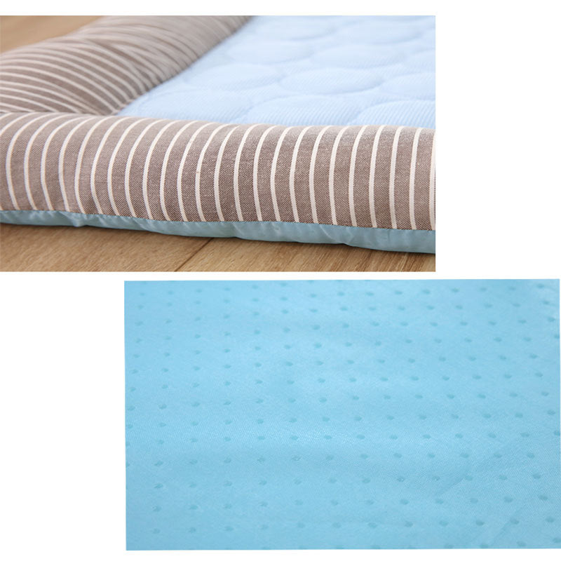 FrostyPaws - Dog cooling mat | dog cooling pad for the summer!
